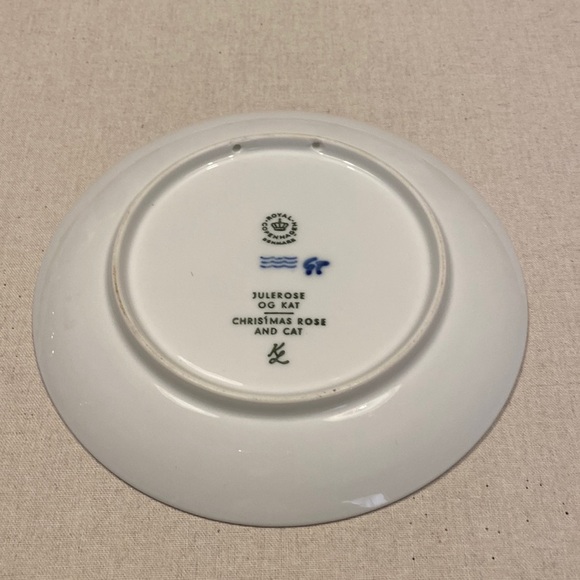 1970 Royal Copenhagen Christmas plate - Picture 2 of 2